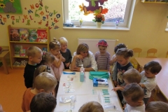 Spotkanie-z-pielegniarka-p.-Brygida-babcia-Zuzi-w-gr.-Boze-Duszki-19.09-8