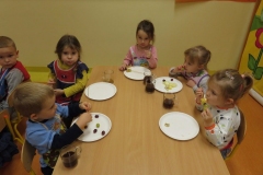 Szaszlyki-owocowe-u-Bozych-Duszkow-16