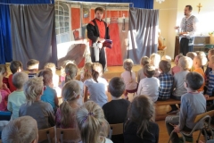 Teatrzyk-pt.-Sw.-Mikolaj-bp.-z-Miry-13.12-7