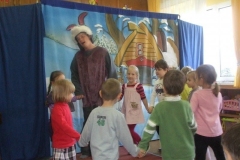 Teatrzyk-pt.-„Zajecza-chatka-01.10-2