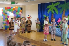 UROCZYSTE-POZEGNANIE-PRZEDSZKOLAKOW-BAJKA-pt.-PIOTRUS-PAN-W-WYKONANIU-PROMYCZKOW-20.06-23