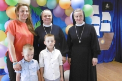 UROCZYSTE-POZEGNANIE-PRZEDSZKOLAKOW-BAJKA-pt.-PIOTRUS-PAN-W-WYKONANIU-PROMYCZKOW-20.06-25