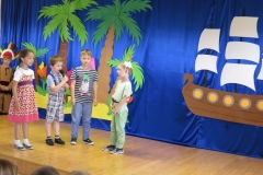 UROCZYSTE-POZEGNANIE-PRZEDSZKOLAKOW-BAJKA-pt.-PIOTRUS-PAN-W-WYKONANIU-PROMYCZKOW-20.06-27