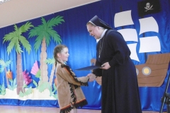 UROCZYSTE-POZEGNANIE-PRZEDSZKOLAKOW-BAJKA-pt.-PIOTRUS-PAN-W-WYKONANIU-PROMYCZKOW-20.06-34