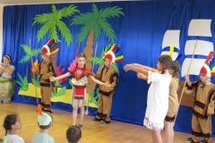 UROCZYSTE-POZEGNANIE-PRZEDSZKOLAKOW-BAJKA-pt.-PIOTRUS-PAN-W-WYKONANIU-PROMYCZKOW-20.06-9