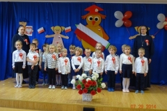 Uroczystosc-Swieta-Niepodleglosci-Polski-u-Aniolkow-i-Motylkow-15