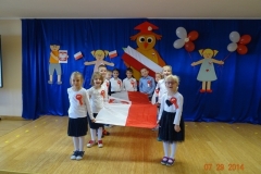 Uroczystosc-Swieta-Niepodleglosci-Polski-u-Aniolkow-i-Motylkow-18