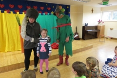 Wiosenny-zajaczek-przedstawienie-13.03-1