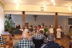 Wizyta-w-Domu-Opieki-Spolecznej-z-okazji-Dnia-Babci-i-Dziadka-ul.-Konarskiego-06.02-9