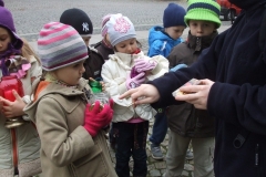 Wspominamy-dzien-Wszystkich-Swietych-i-modlimy-sie-za-zmarlych-30.10-7