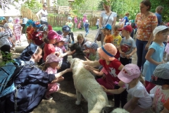 Wycieczka-do-Bolechowka-grupa-Sloneczka-i-Boze-Duszki-11.05-17