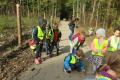 Wycieczka-do-lasu-Boze-Duszki-11.10-9