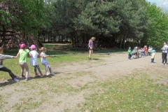 Wycieczka-do-Osady-Traperskiej-w-Bolechowku-grupa-Promyczki-i-Aniolki-11.05-19