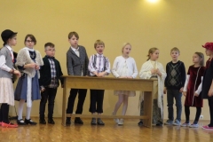 Wycieczka-do-szkoly-katedralnej-na-przedstawienie-pt.-Emilek-22.02-4