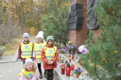 Wycieczka-na-cmentarz-2