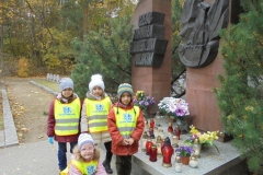 Wycieczka-na-cmentarz-3