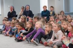 Wycieczka-na-teatrzyk-pt.-Przygoda-lesnych-przyjaciol-24.03-2