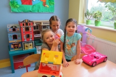 Zabawy-dzieci-w-sali-wrzesien-8