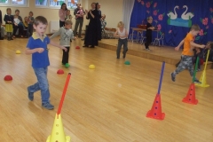 Zabawy-integracyjne-z-Rodzicami-grupa-Promyczki-i-Boze-Duszki-15.10-12