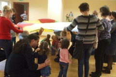 Zabawy-integracyjne-z-Rodzicami-grupa-Promyczki-i-Boze-Duszki-15.10-28
