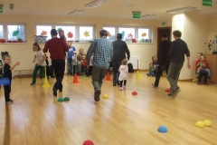 Zabawy-integracyjne-z-Rodzicami-grupa-Promyczki-i-Boze-Duszki-15.10-33