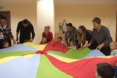 Zabawy-integracyjne-z-Rodzicami-grupa-Promyczki-i-Boze-Duszki-15.10-39