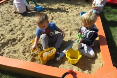 Zabawy-na-placu-zabaw-05.09-2