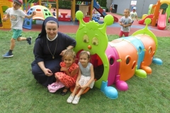 Zabawy-na-placu-zabaw-05.09-7