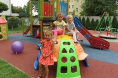 Zabawy-na-placu-zabaw-05.09-9