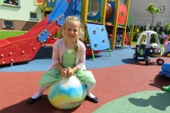 ZABAWY-W-OGRODZIE-PRZEDSZKOLNYM-23.06-3