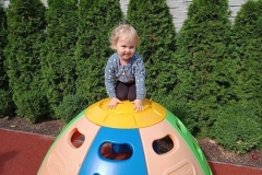 Zabawy-w-ogrodzie-przedszkolnym-1