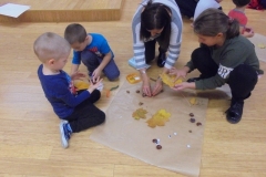 Zabawy-z-rodzicami-w-gr.-Promyczki-9.10-1