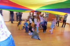 Zabawy-z-rodzicami-w-gr.-Promyczki-9.10-10