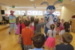 Zabawy-z-zajaczkiem-9