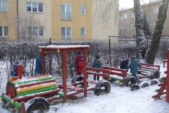 Zimowe-zabawy-w-ogrodzie-06.02-13