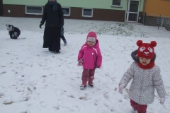 Zimowe-zabawy-w-ogrodzie-06.02-17