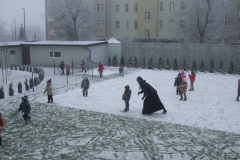 Zimowe-zabawy-w-ogrodzie-06.02-27