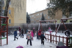 Zimowe-zabawy-w-ogrodzie-06.02-32