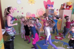 Zumba-w-przedszkolu-15.03-1
